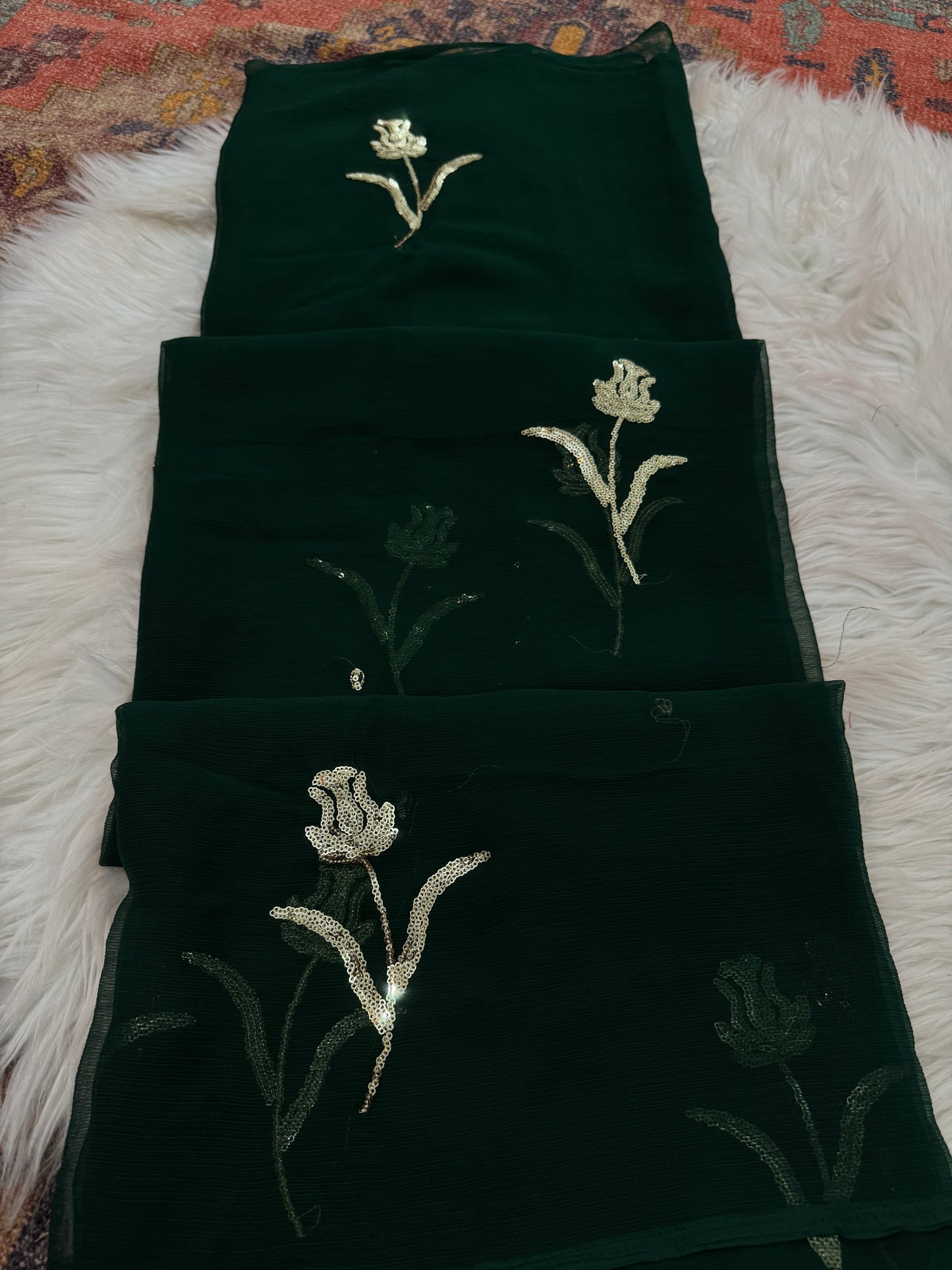 Sequins buti