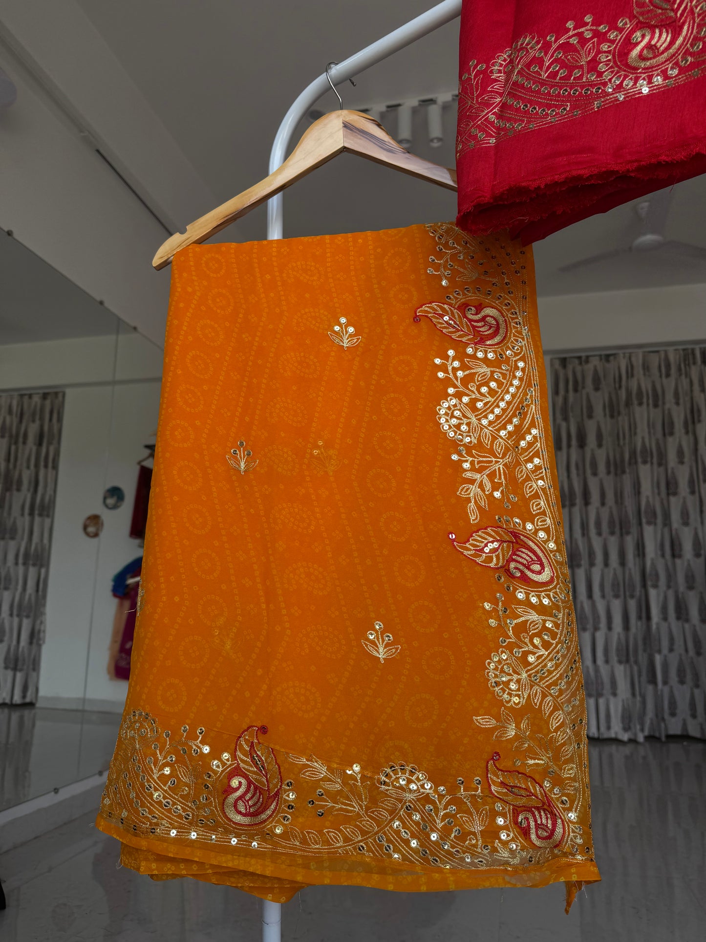 Mayur work chunri