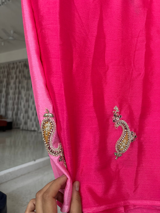 Polly chinnon saree with beautiful paan buti