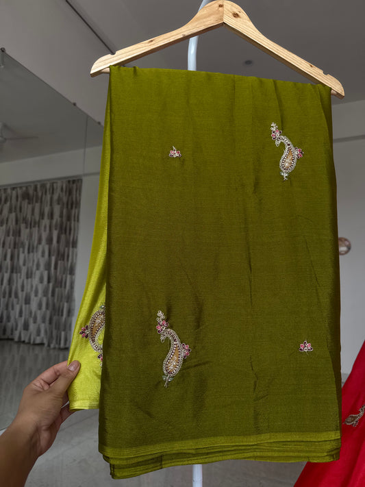 Polly chinnon saree with beautiful paan buti