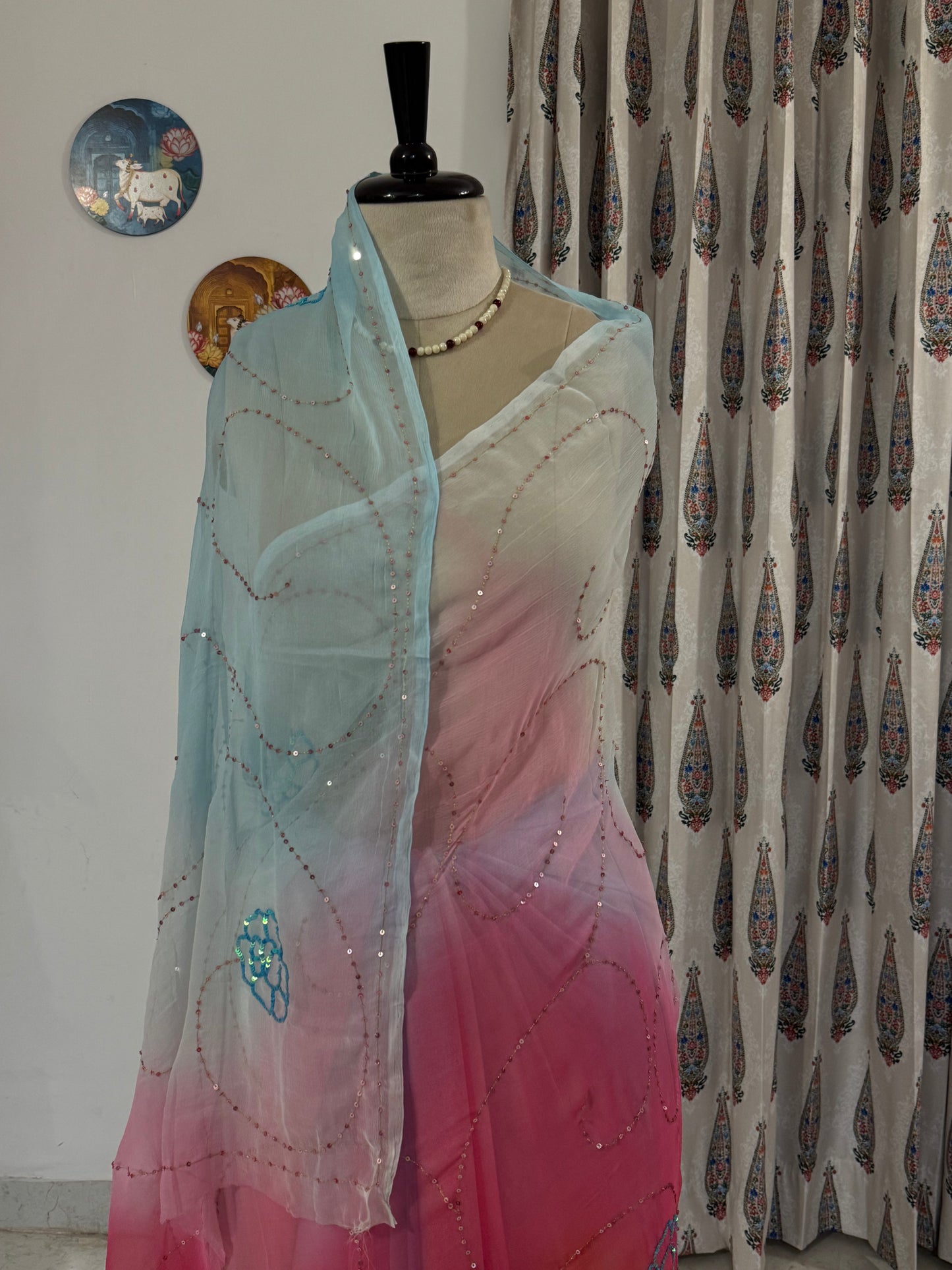 Beautiful sequins jaal