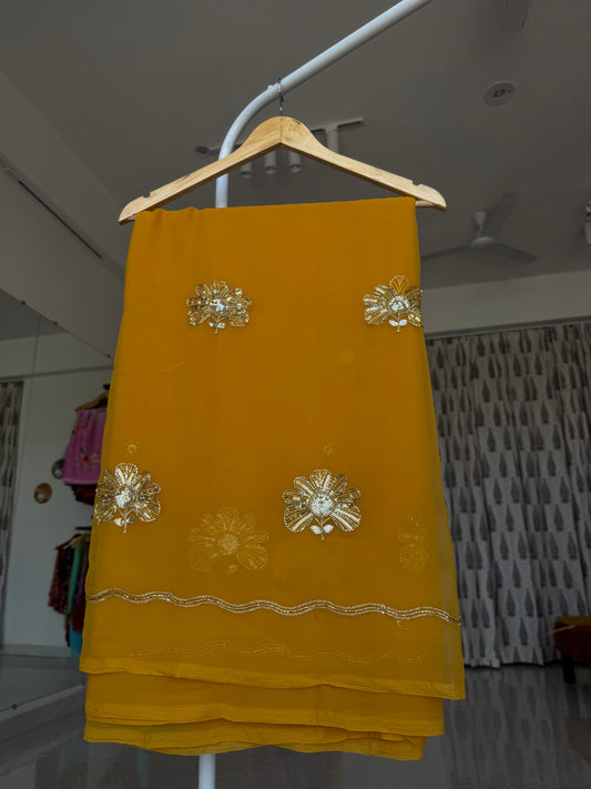 Aari sitara buta saree