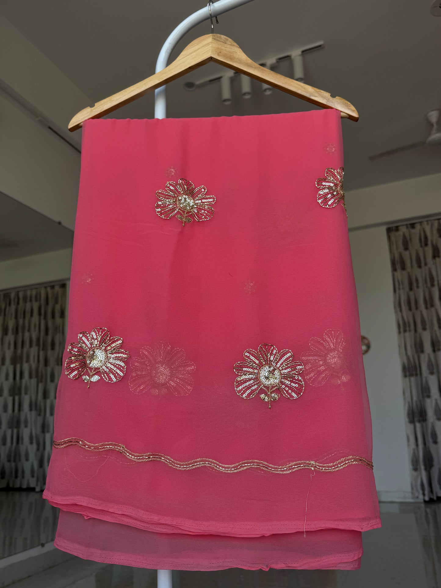 Aari sitara buta saree
