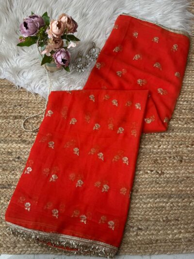 Buti saree with bijli border