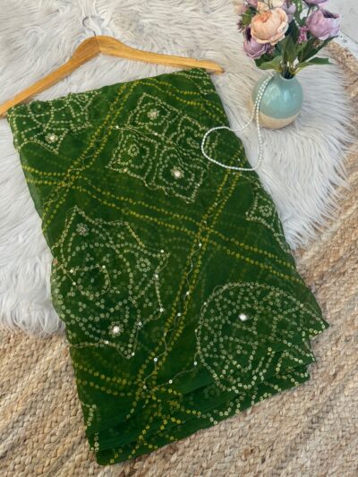 Chunri with mirror aari work