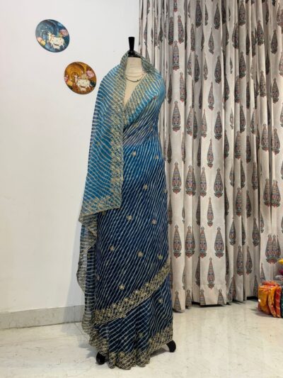 Leheriya with aari Sitara work