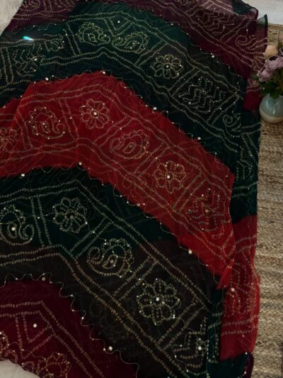 Lehriya chunri with mirror and aari sitara work