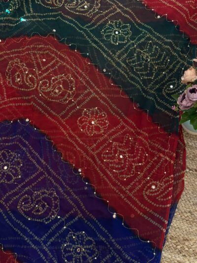 Lehriya chunri with mirror and aari sitara work