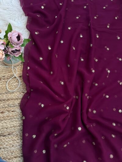 Small buti saree