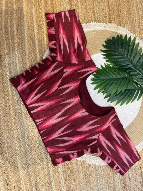 Side stretchable blouse Red
