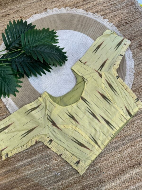 Side stretchable blouse Yellow