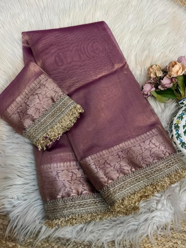 Bijli border saree Red