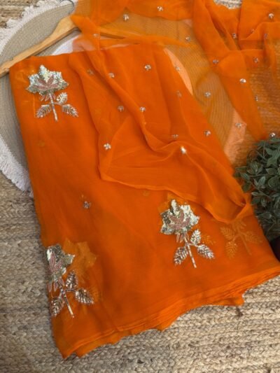 Sequins Buta 10