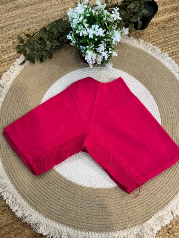 Side strechable solid colour blouse Pink