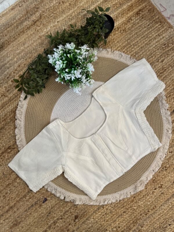 Side strechable solid colour blouse White