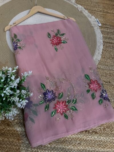 Brush paint with kardana and sequins Light Purple