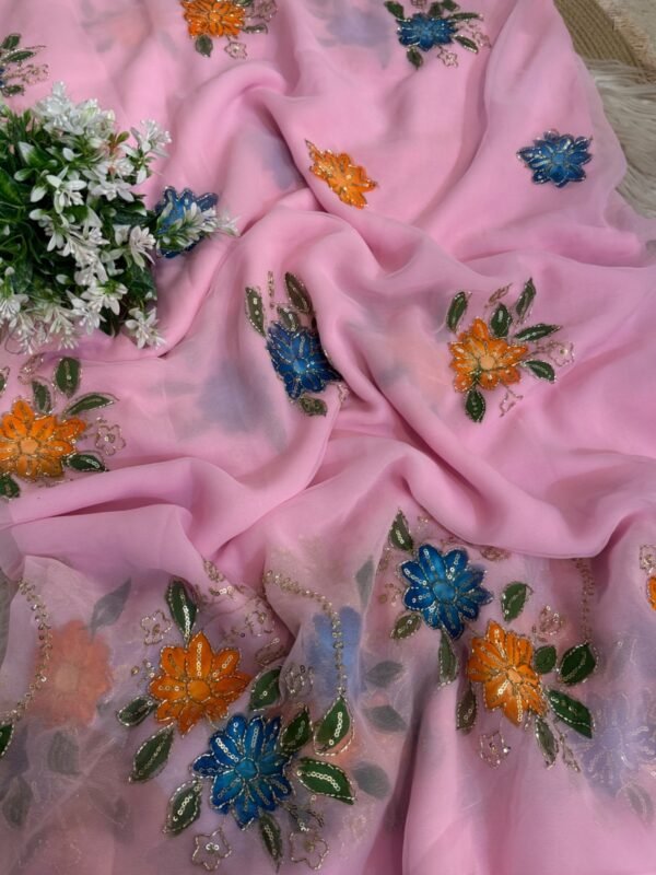 Brush paint with kardana and sequins Pink