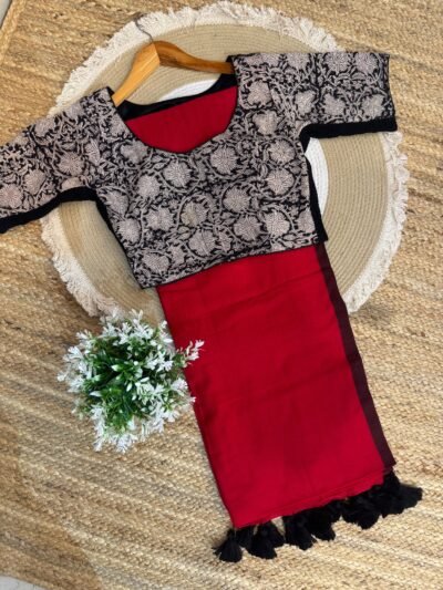 Plain mul cotton + Side strechable kalamkari print blouse